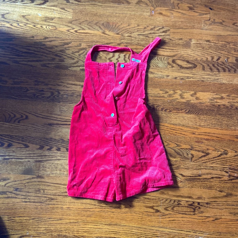 Short overalls